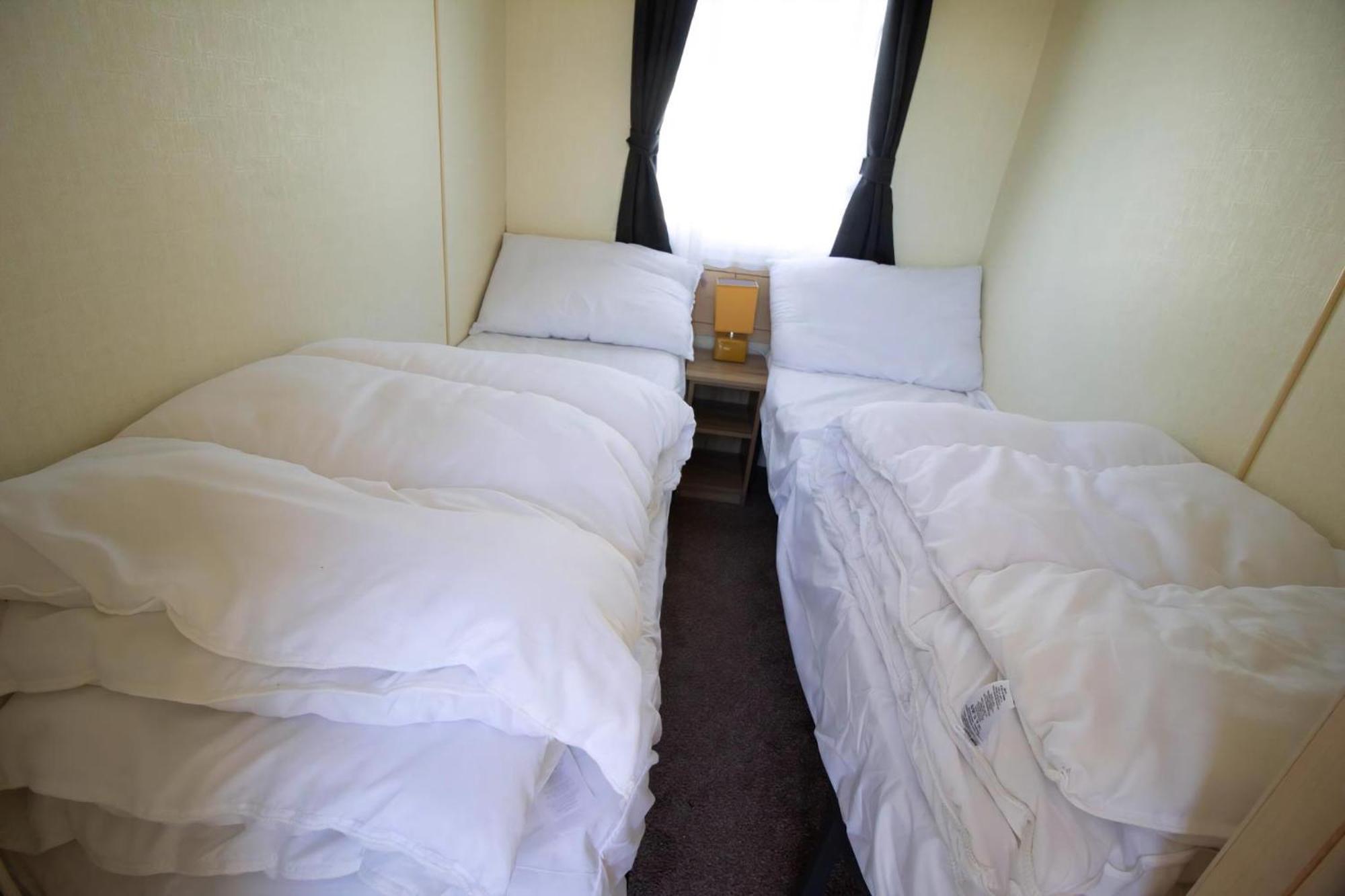 Great 8 Berth Caravan For Hire In Skegness Ref 33069F ภายนอก รูปภาพ